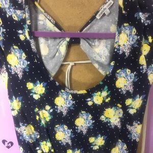 💔SOLD💔Charlotte Russe stretchy floral dress